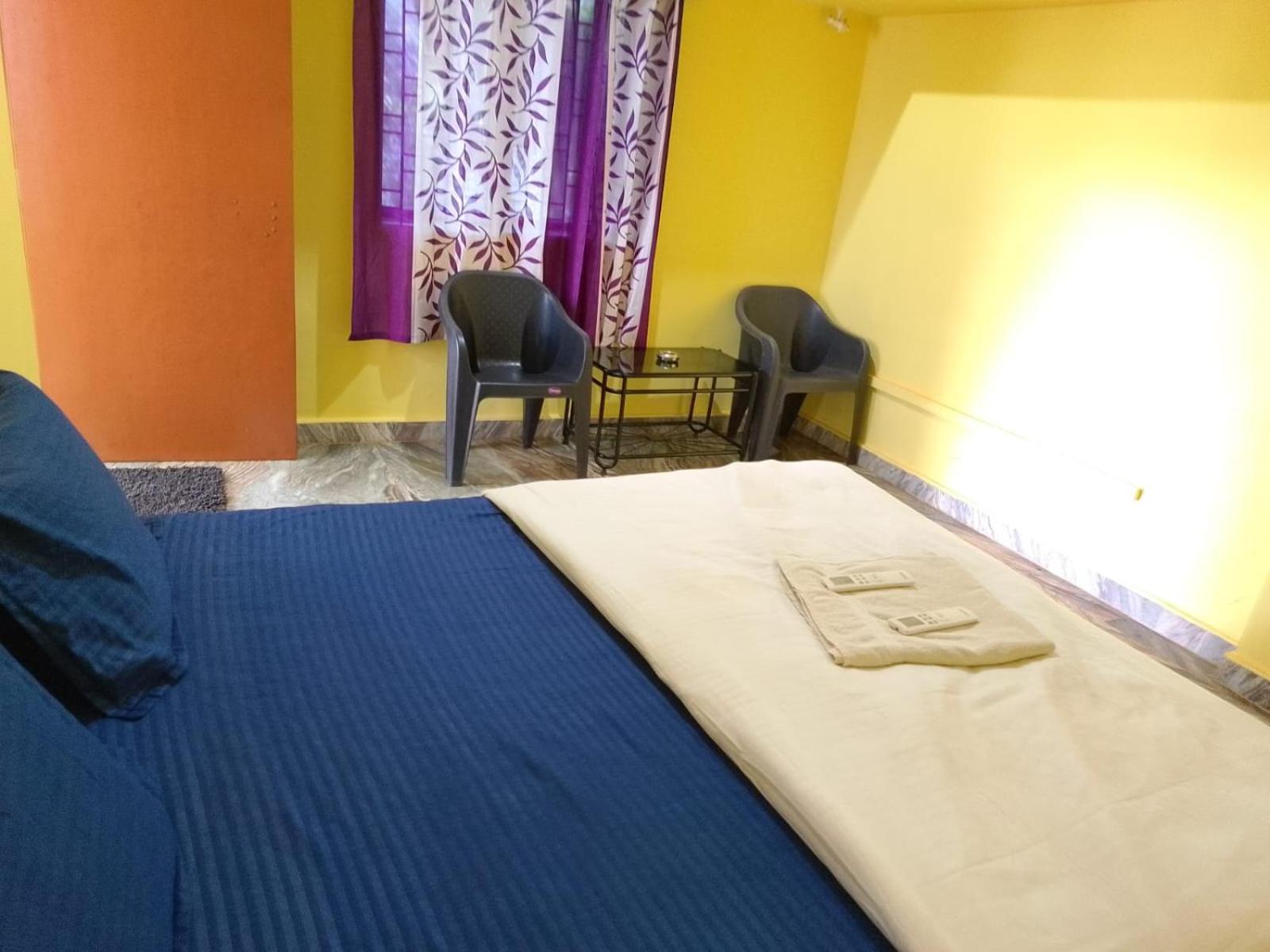 One Love Guest House Morjim Luaran gambar