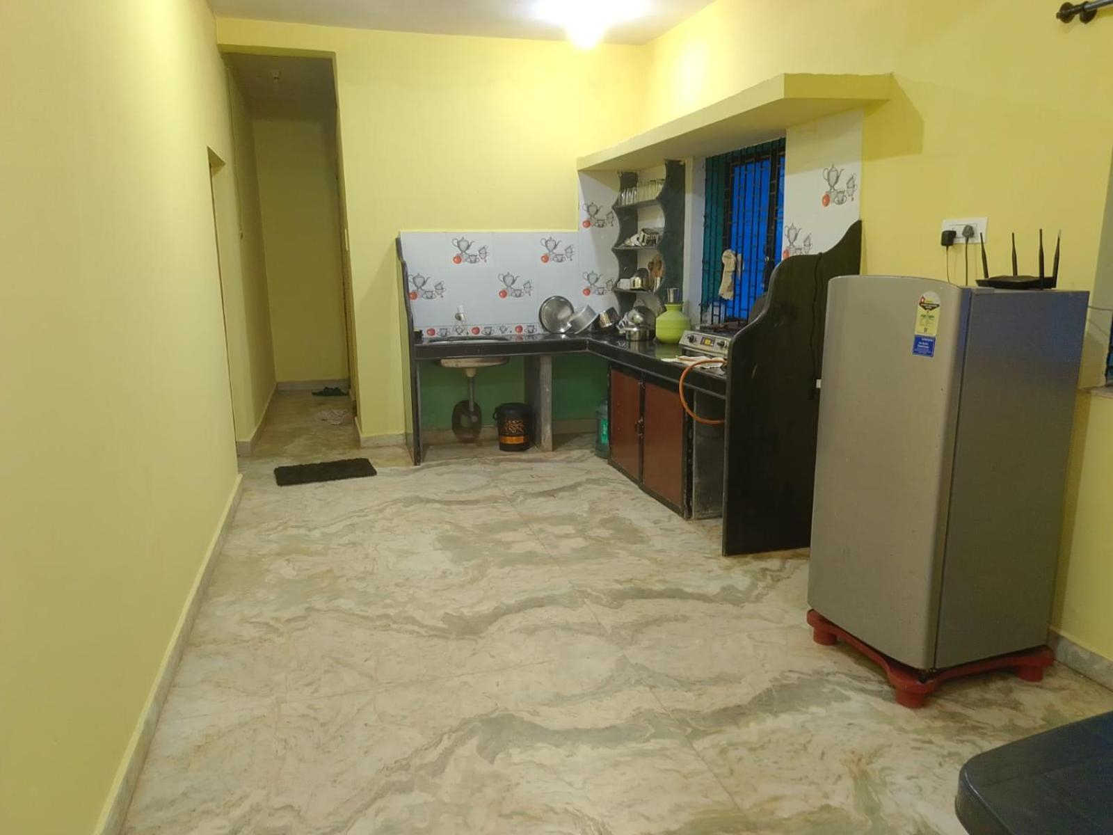 One Love Guest House Morjim Luaran gambar