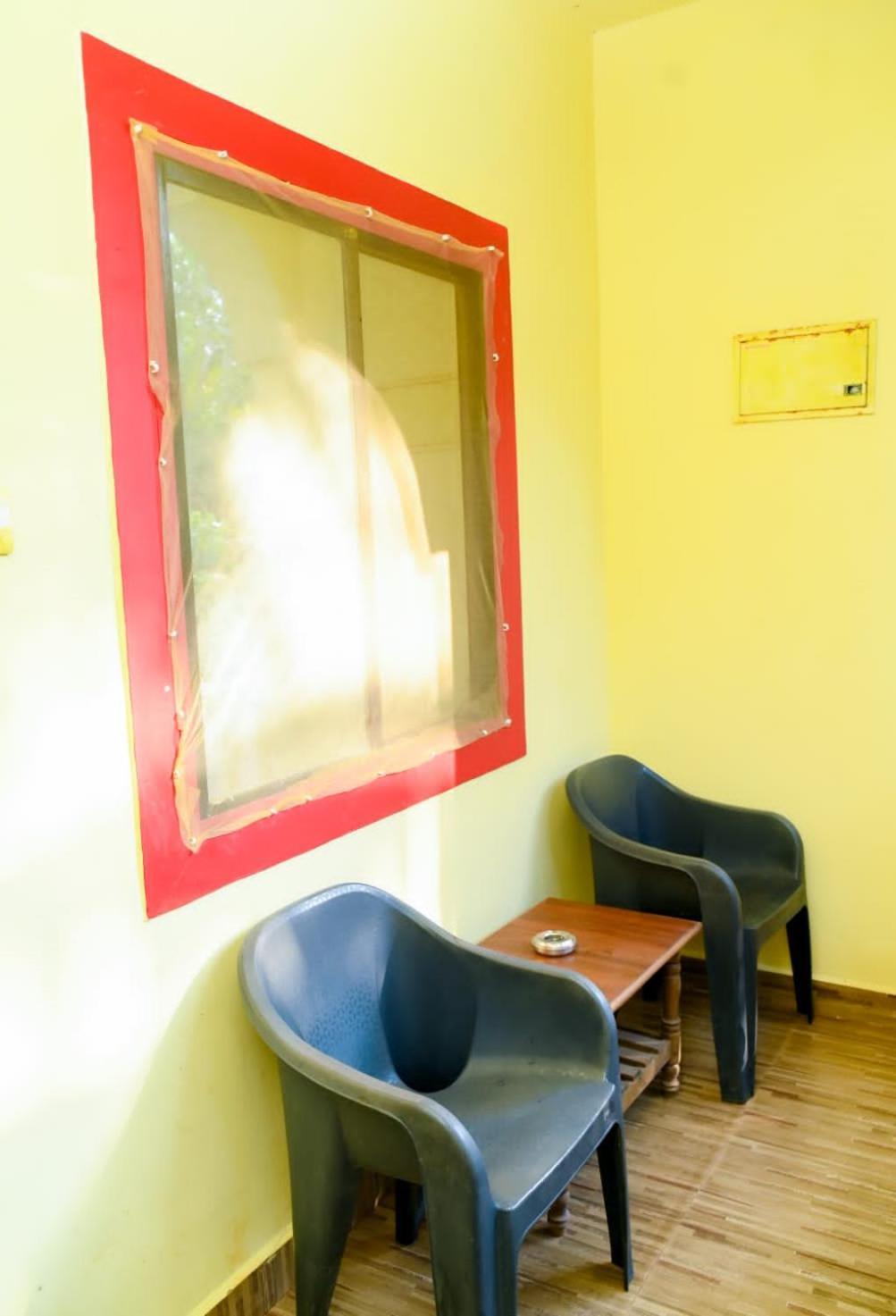 One Love Guest House Morjim Luaran gambar